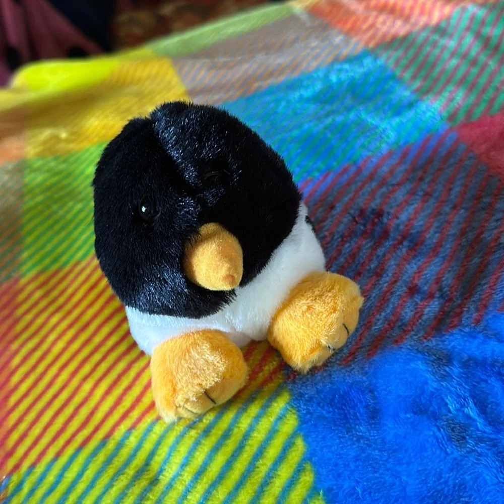 Vintage Swibco Puffkins Tux the Penguin